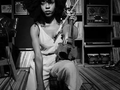 OMG: Sudan Archives?!